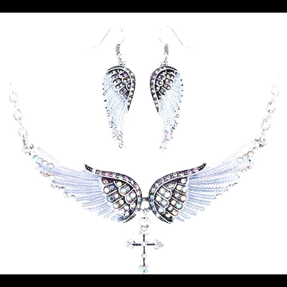 ‼️SOLD‼️Inspirational Earring and Necklace Set👼